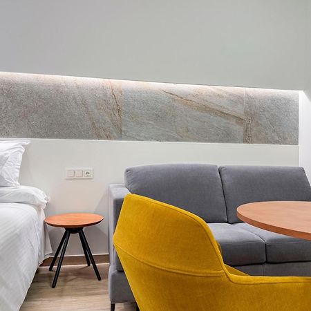 Torreluz Suites Алмерия Екстериор снимка