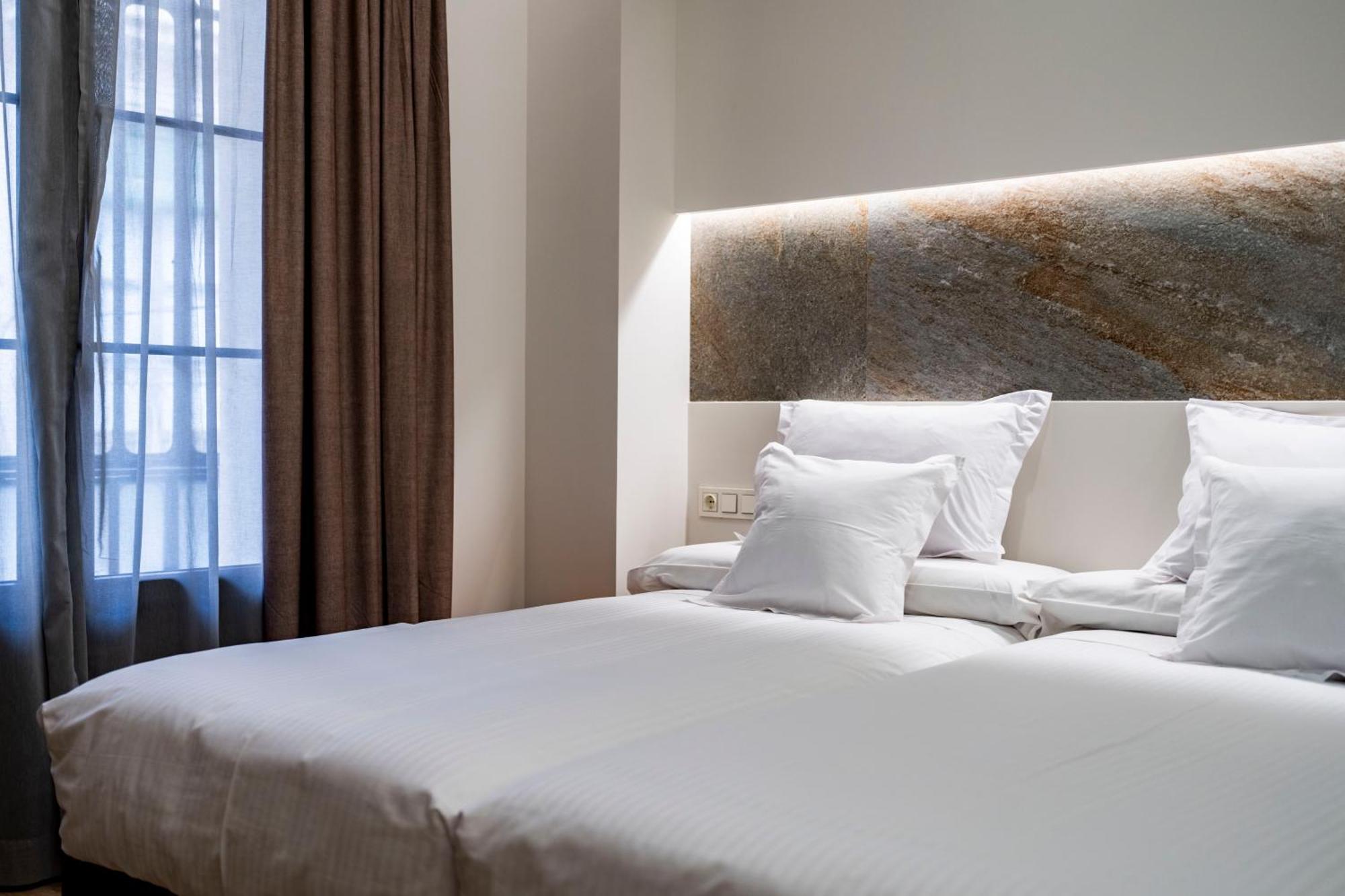 Torreluz Suites Алмерия Екстериор снимка